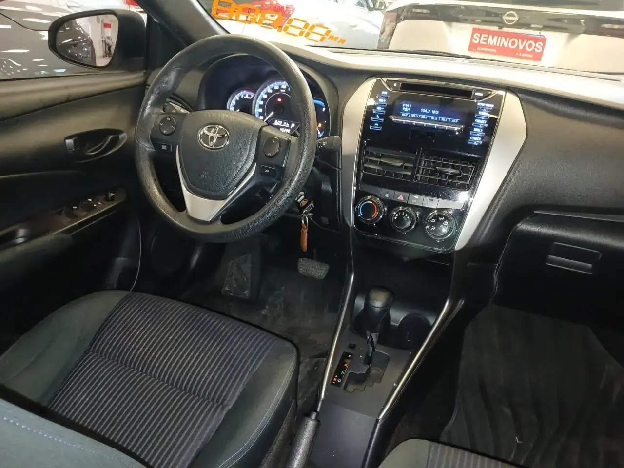 galeria Yaris