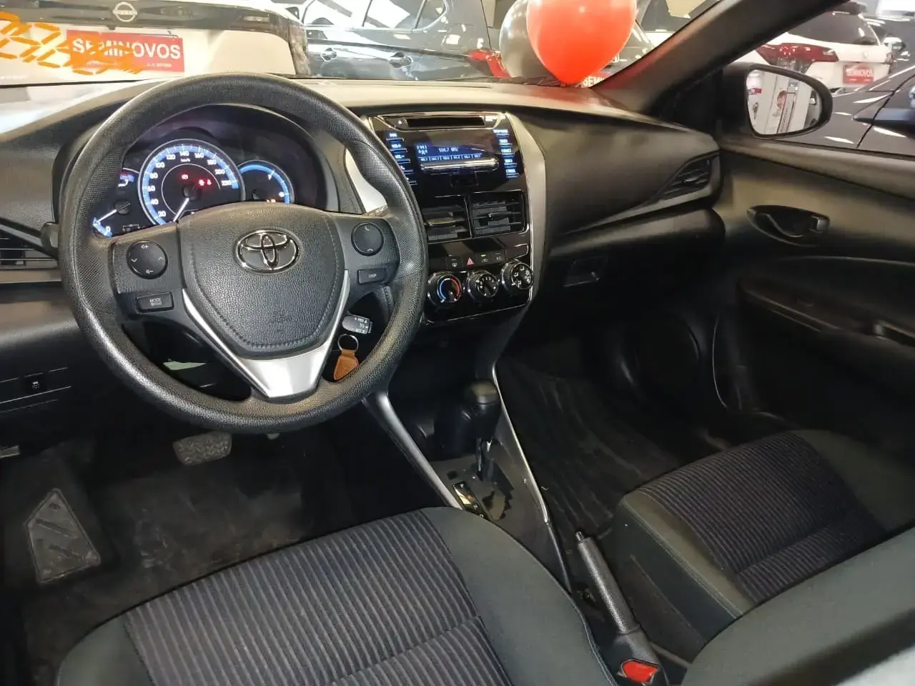 galeria Yaris