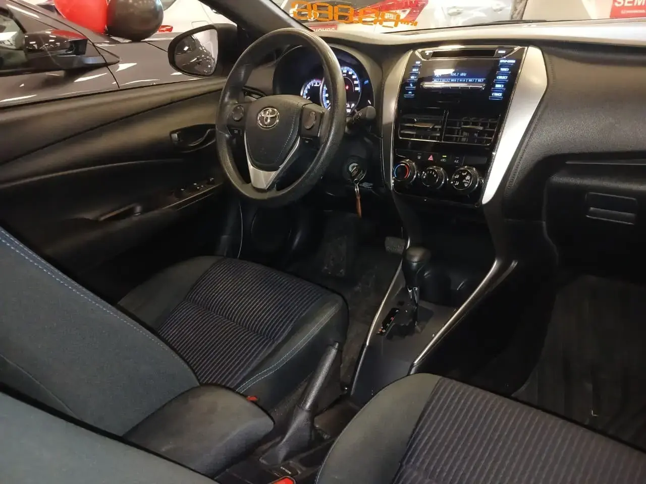 galeria Yaris