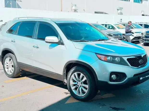 Kia SORENTO 2.4 EX2 4X2 16V GASOLINA 4P AUTOMÁTICO