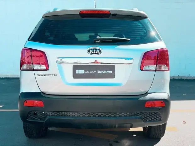 Kia SORENTO 2.4 EX2 4X2 16V GASOLINA 4P AUTOMÁTICO
