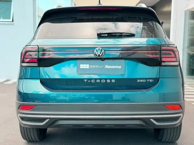 Volkswagen T-CROSS 1.4 250 TSI TOTAL FLEX HIGHLINE AUTOMÁTICO