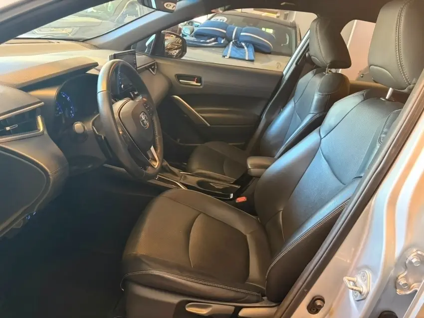 galeria COROLLA CROSS