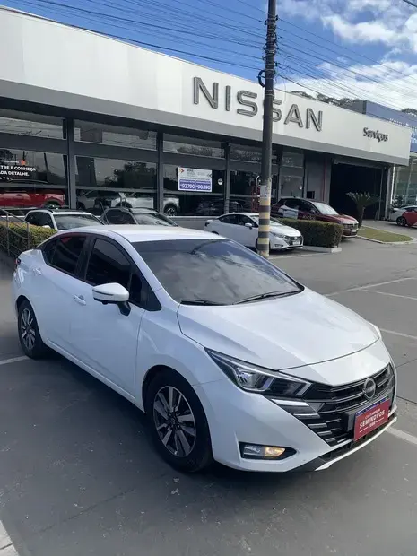Nissan VERSA 1.6 16V FLEX ADVANCE XTRONIC