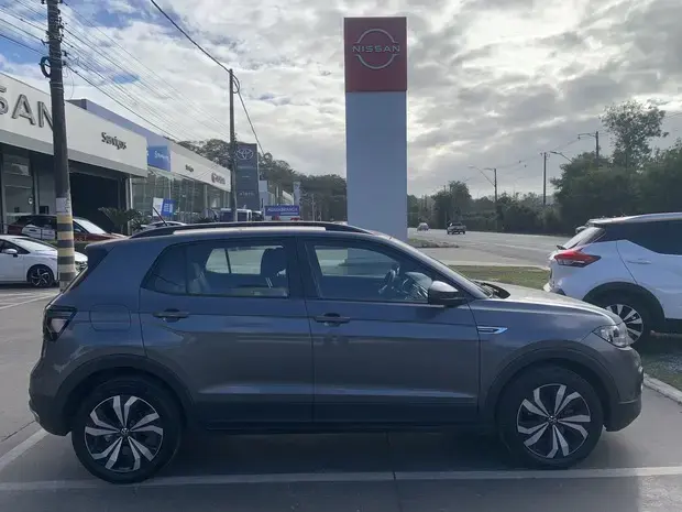 Volkswagen T-CROSS 1.0 200 TSI TOTAL FLEX AUTOMÁTICO