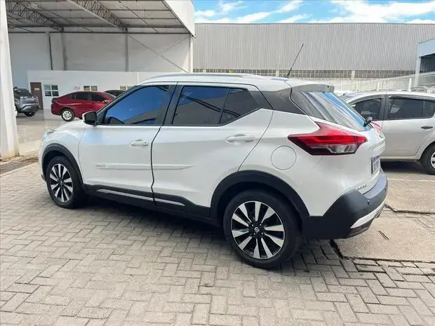 Nissan KICKS 1.6 16V FLEXSTART SV 4P XTRONIC