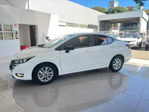 Nissan VERSA 1.6 16V FLEX SENSE XTRONIC