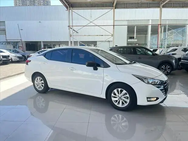 Nissan VERSA 1.6 16V FLEX SENSE XTRONIC