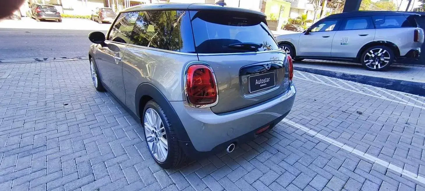 galeria Cooper Countryman