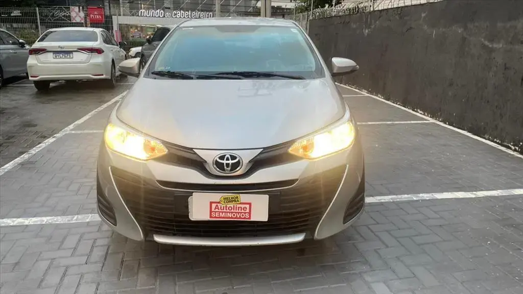 galeria YARIS