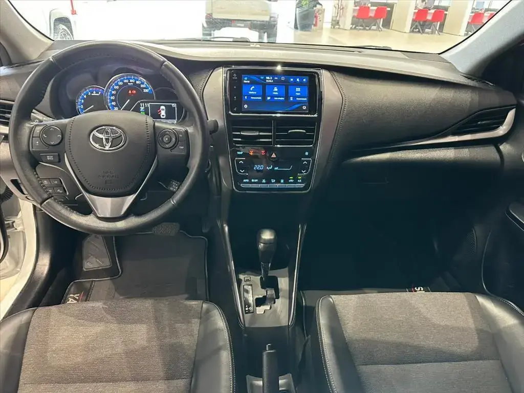 galeria YARIS