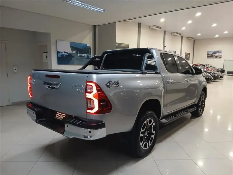 galeria HILUX