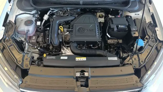 Volkswagen VIRTUS 1.0 170 TSI MANUAL