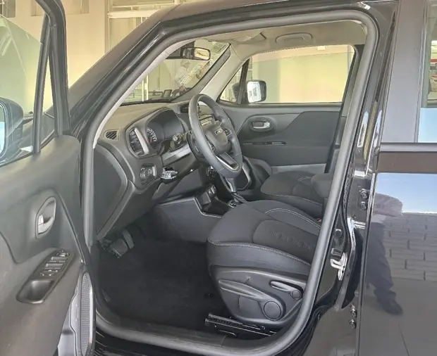 Jeep RENEGADE 1.3 T270 TURBO FLEX AT6