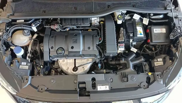 Peugeot 208 1.6 16V FLEX GRIFFE AT6