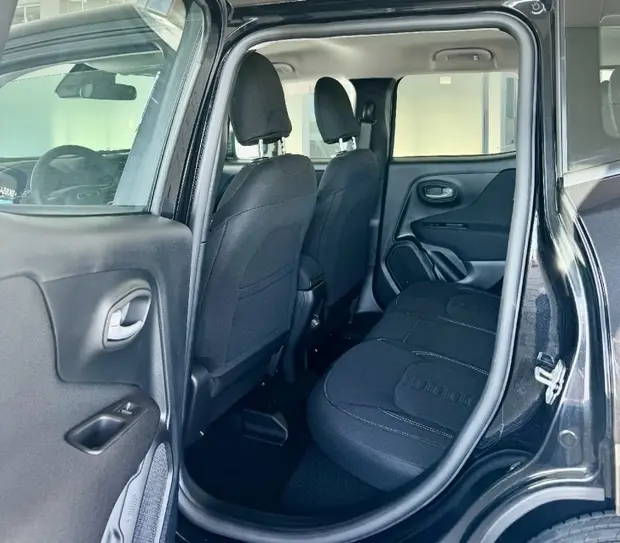 Jeep RENEGADE 1.3 T270 TURBO FLEX AT6