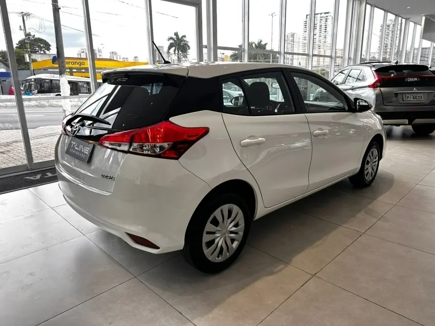 galeria YARIS