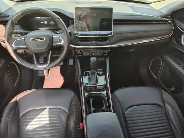 Jeep COMMANDER 1.3 T270 TURBO FLEX LIMITED AT6