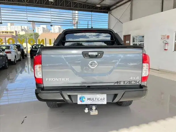 Nissan FRONTIER 2.3 16V TURBO DIESEL ATTACK CD 4X4 AUTOMÁTICO