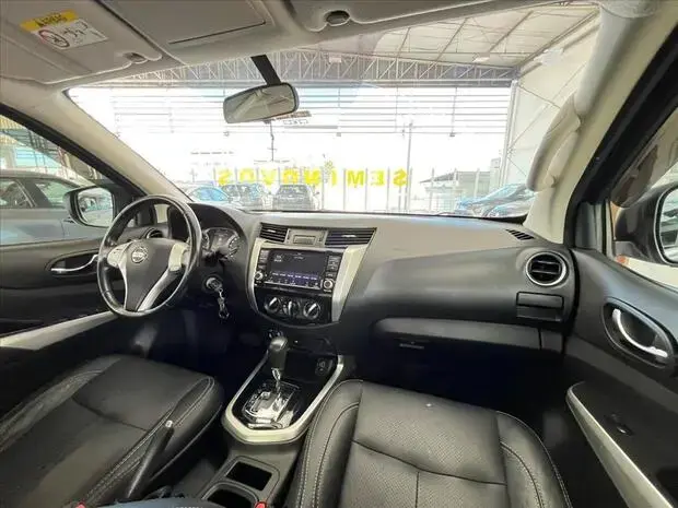 Nissan FRONTIER 2.3 16V TURBO DIESEL ATTACK CD 4X4 AUTOMÁTICO