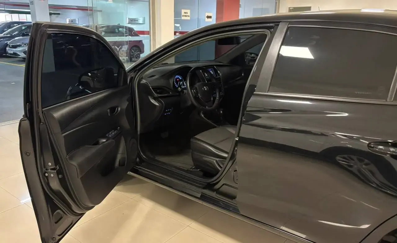 galeria YARIS