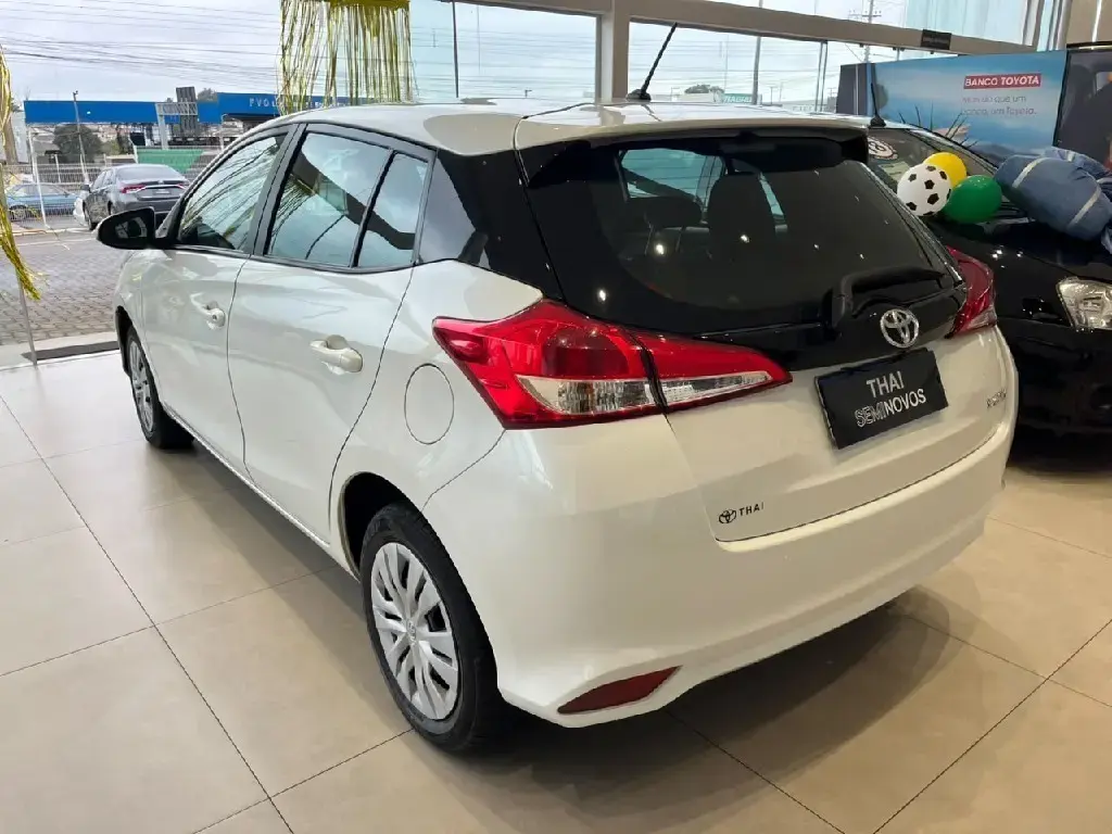 galeria YARIS