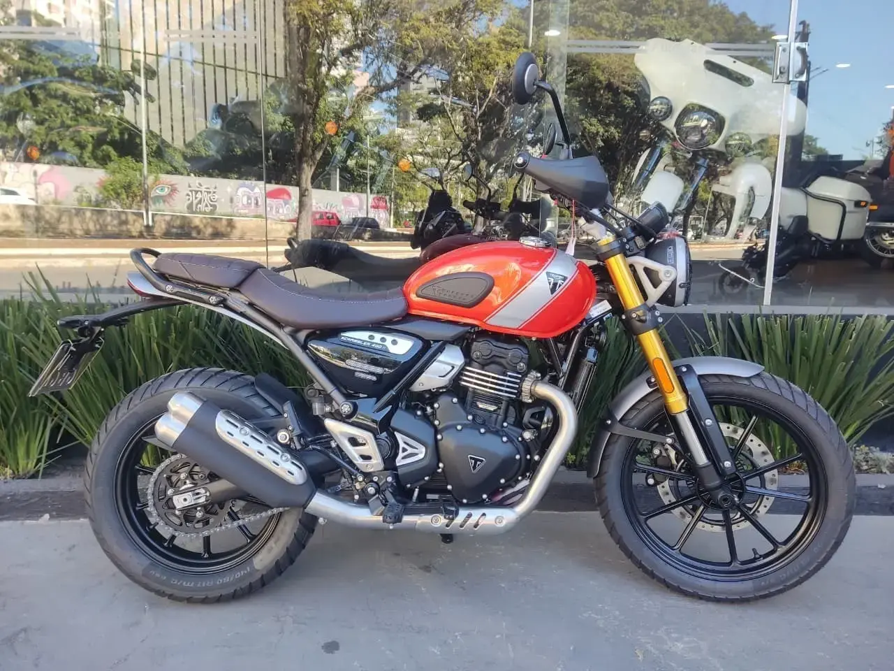 galeria Scrambler 400 X