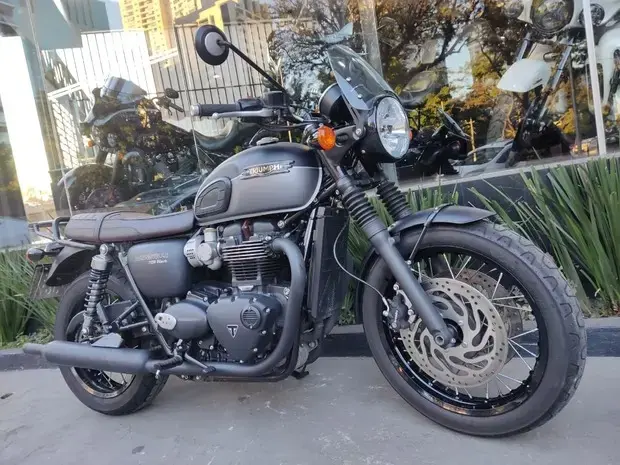 Triumph Bonneville T120 T120 Black