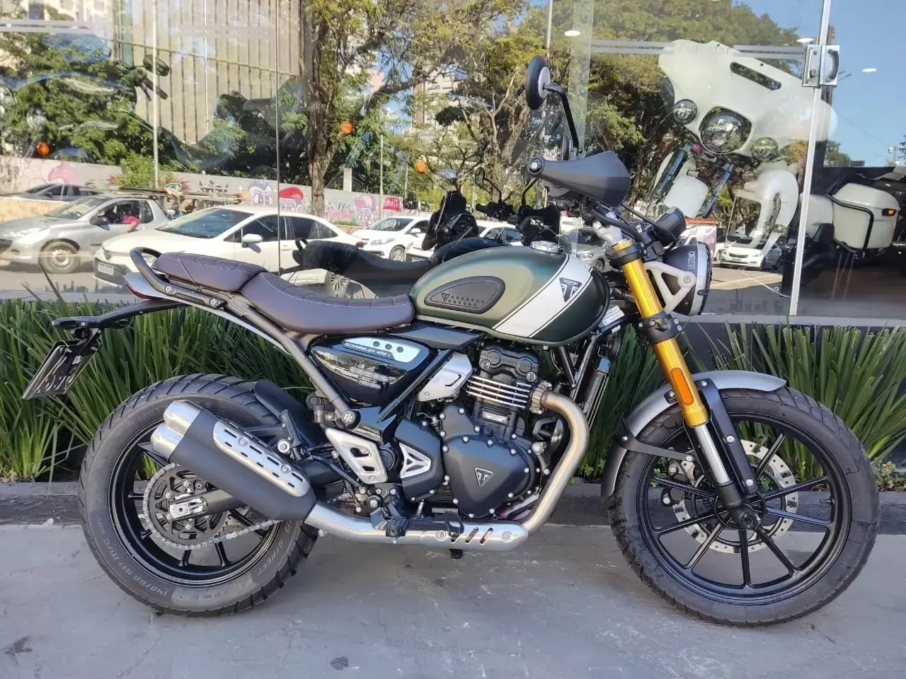 galeria Scrambler 400 X
