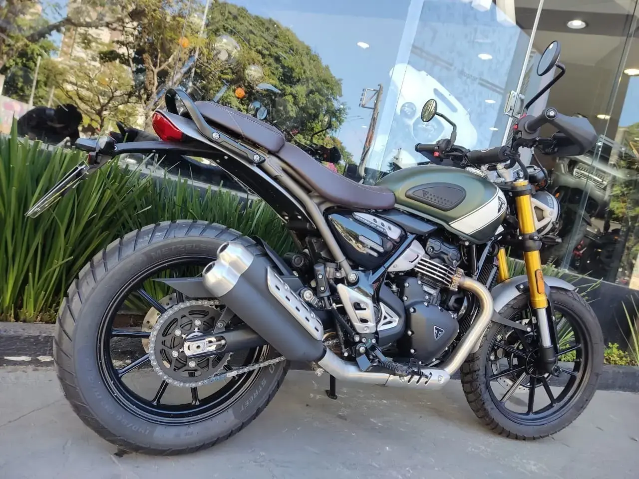 galeria Scrambler 400 X