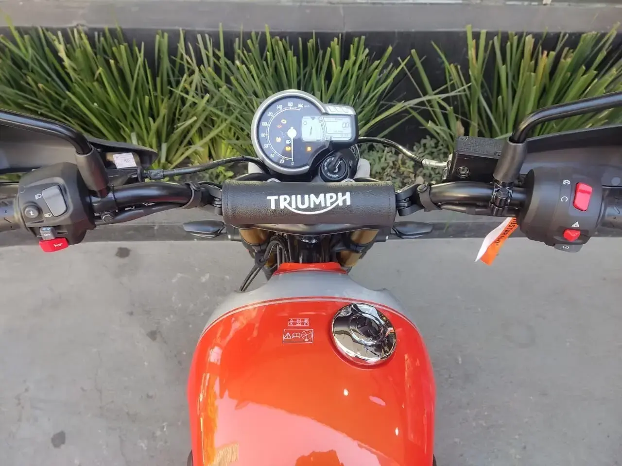 galeria Scrambler 400 X