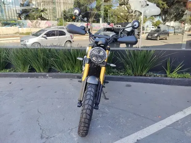 Triumph Scrambler 400 X ABS