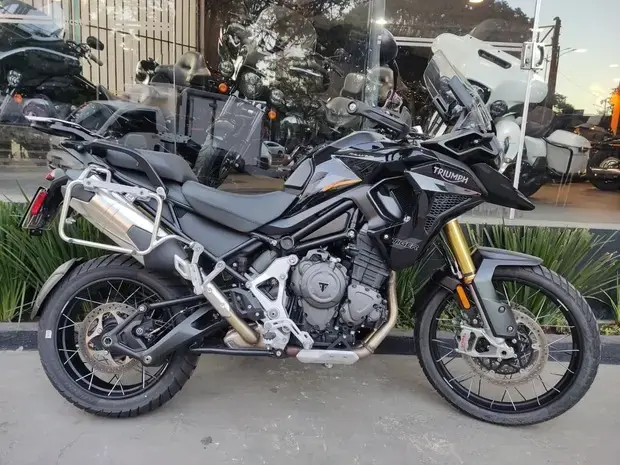 Triumph Tiger 1200 Rally Black Edition