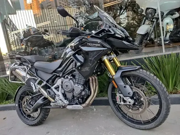 Triumph Tiger 1200 Rally Black Edition