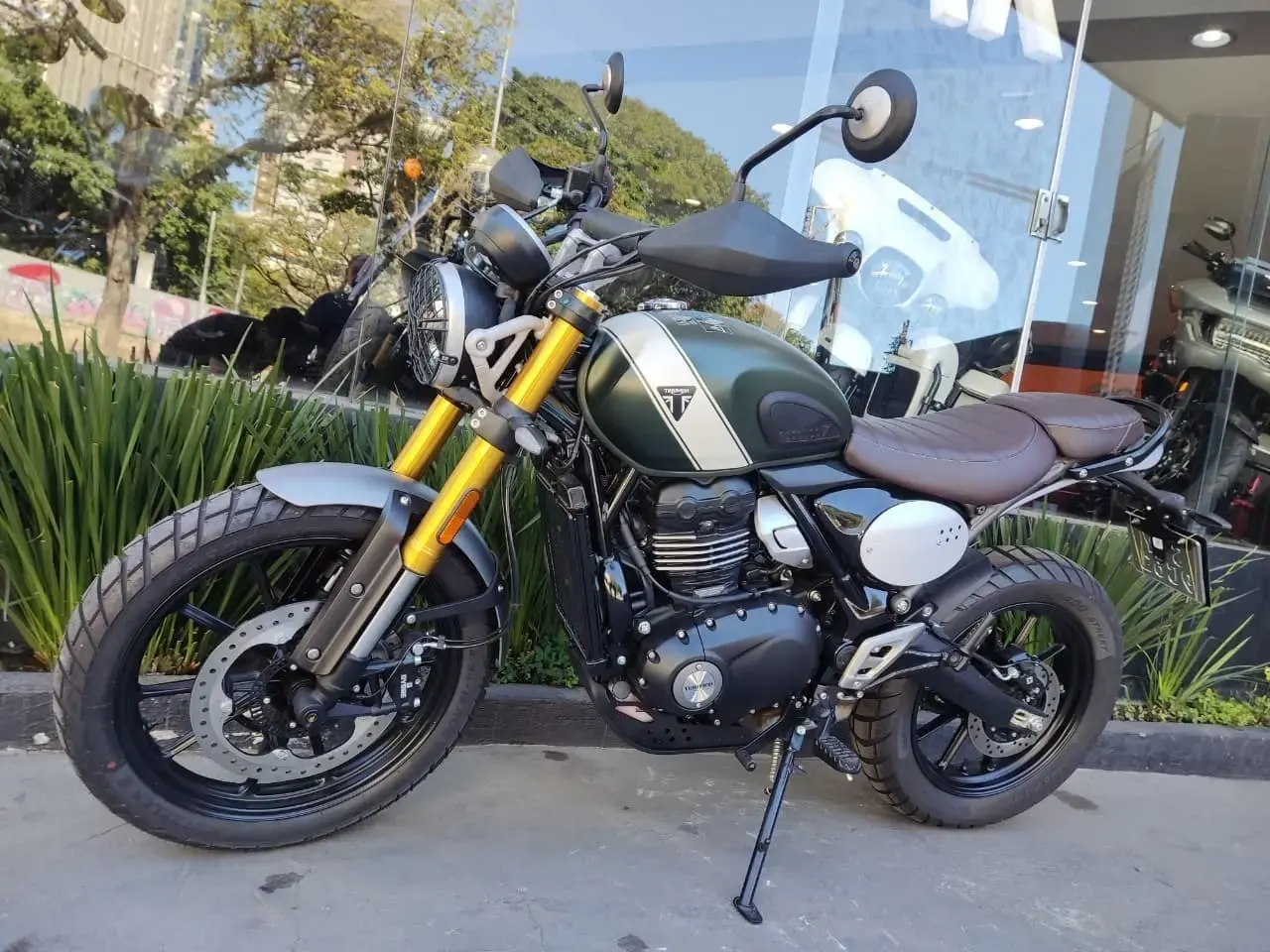 galeria Scrambler 400 X