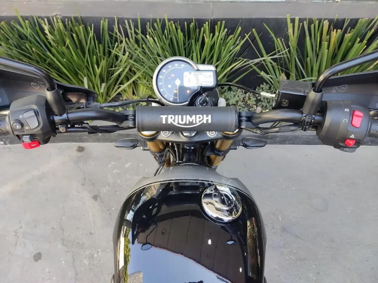 galeria Scrambler 400 X