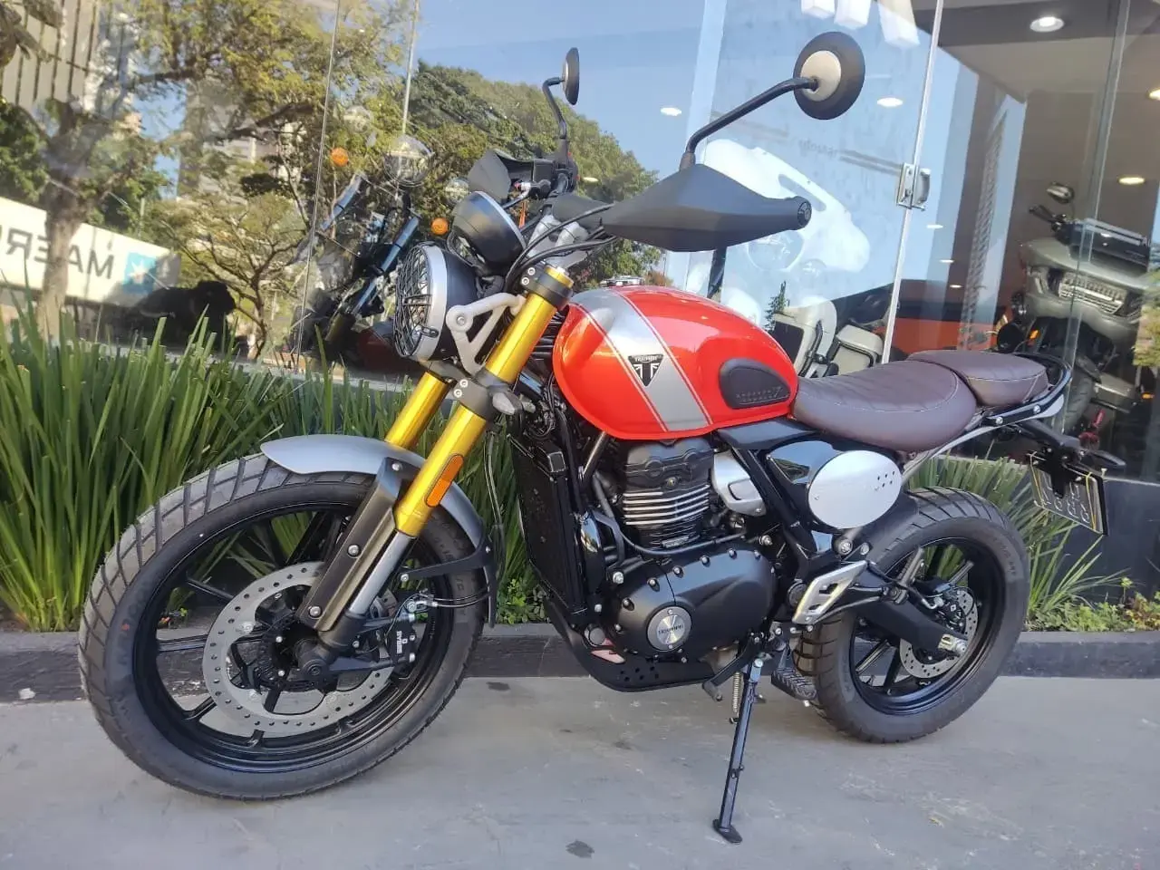 galeria Scrambler 400 X
