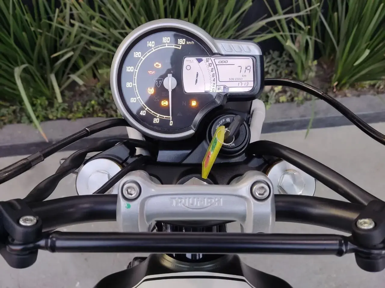 galeria Scrambler 400 X