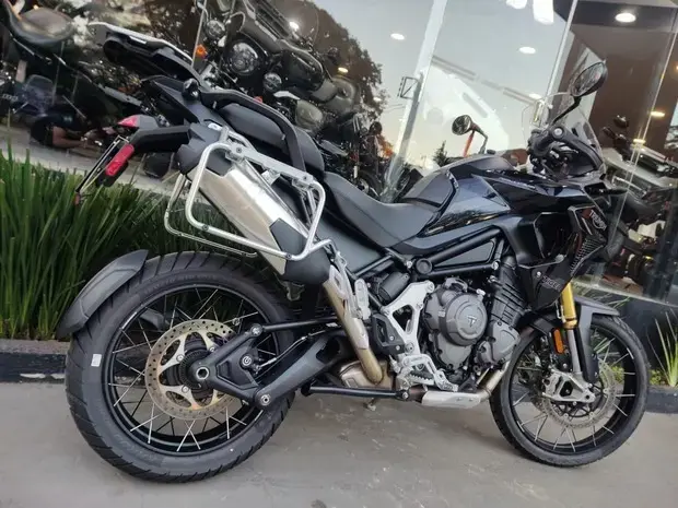 Triumph Tiger 1200 Rally Black Edition