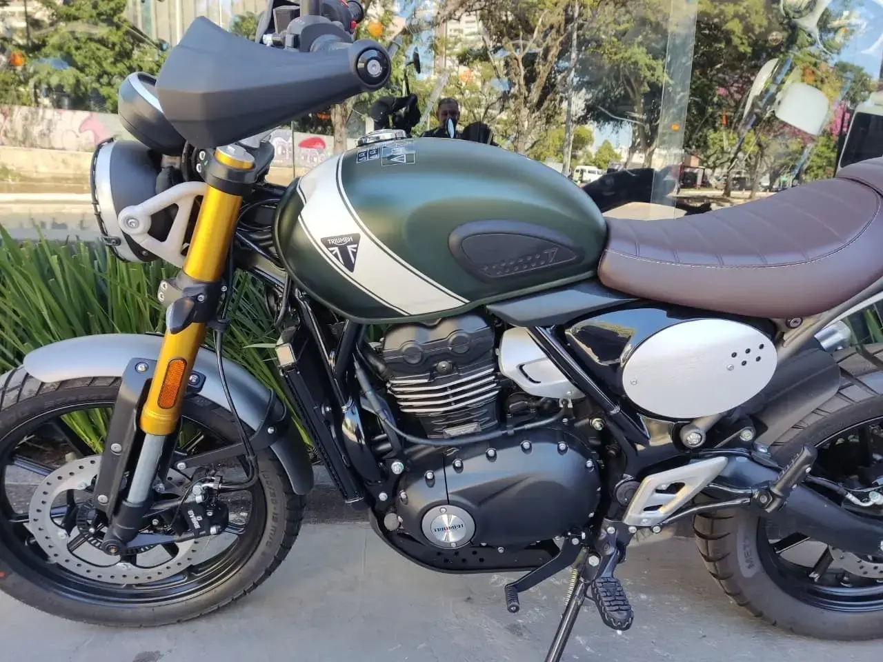 galeria Scrambler 400 X