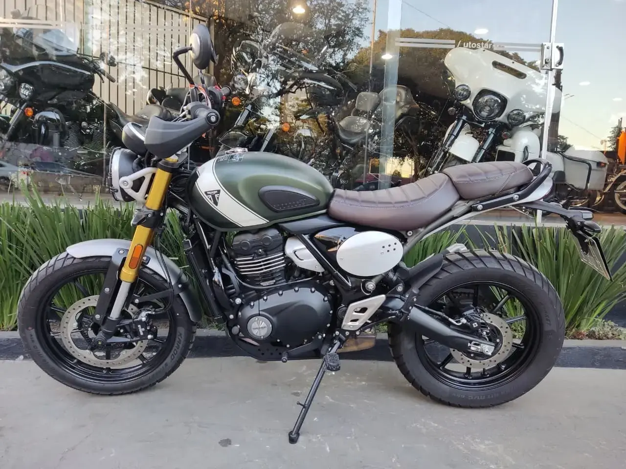 galeria Scrambler 400 X