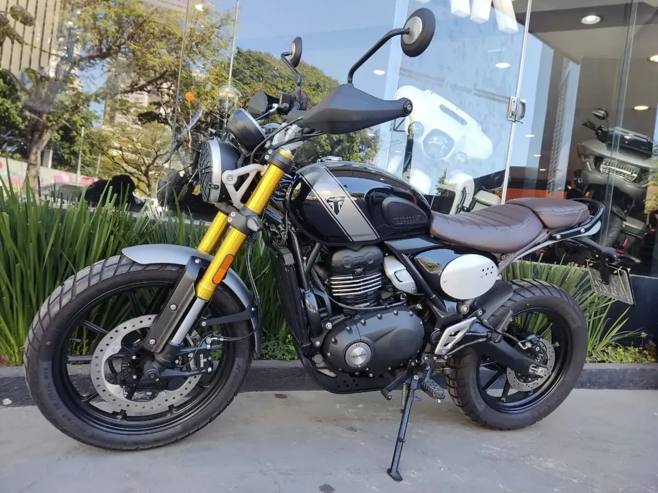 galeria Scrambler 400 X