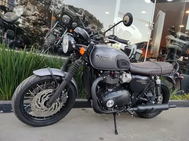 Triumph Bonneville T120 T120 Black
