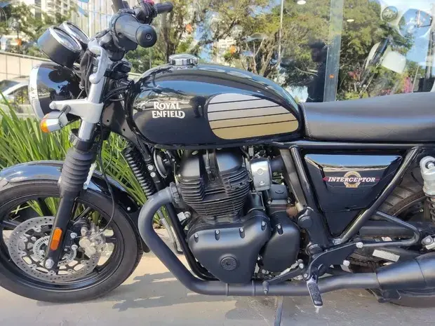 Royal Enfield Interceptor 650 (ABS)