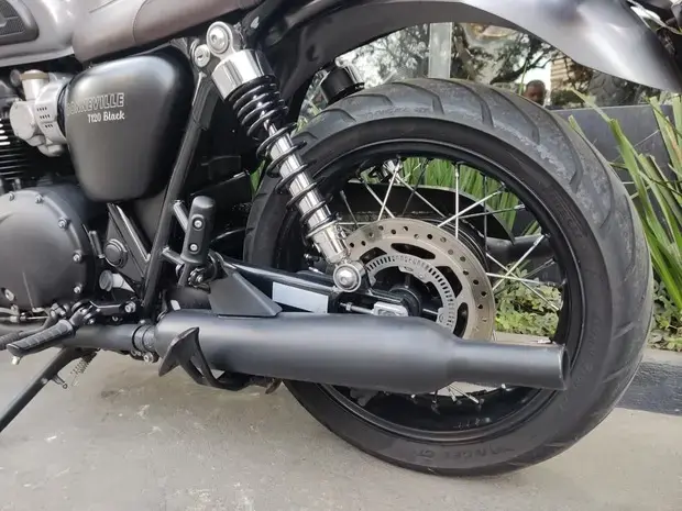 Triumph Bonneville T120 T120 Black