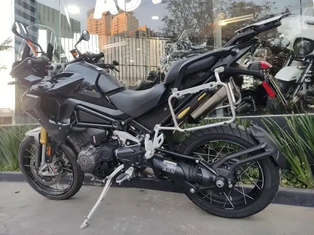 Triumph Tiger 1200 Rally Black Edition