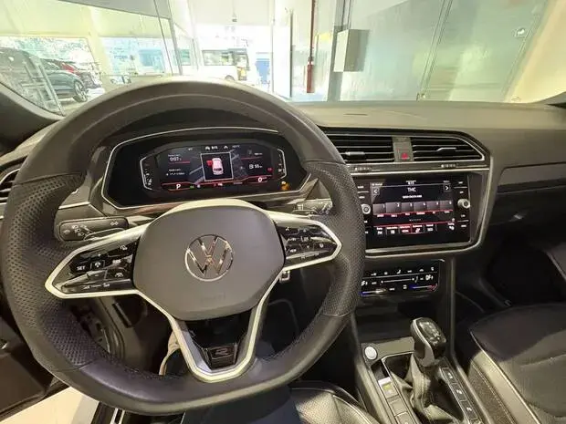 Volkswagen Tiguan 2.0 350 TSI Allspace R-Line 4WD