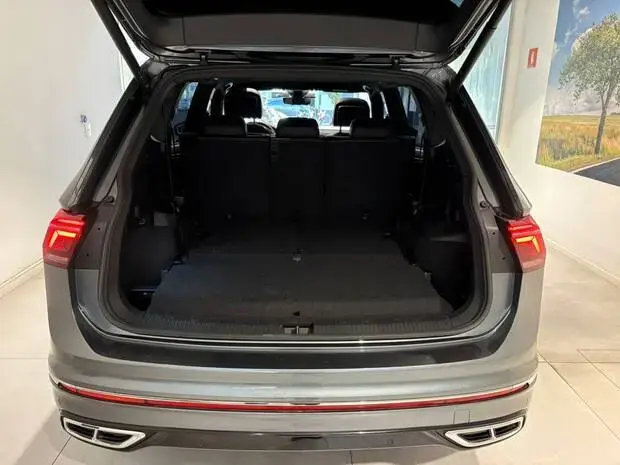 Volkswagen Tiguan 2.0 350 TSI Allspace R-Line 4WD