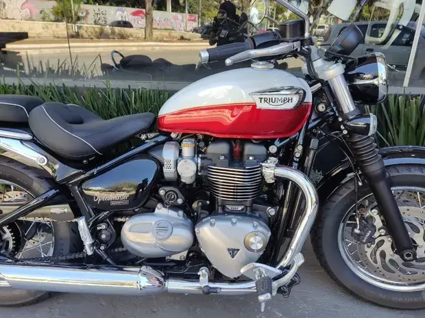 Triumph Bonneville Speedmaster ABS