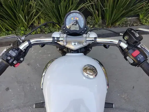 Triumph Bonneville Speedmaster ABS